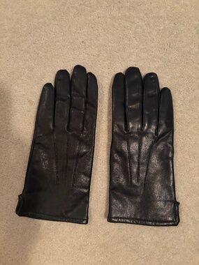 Men’s Classic Black Leather Driving Gloves with Fleece Lining Size S/M